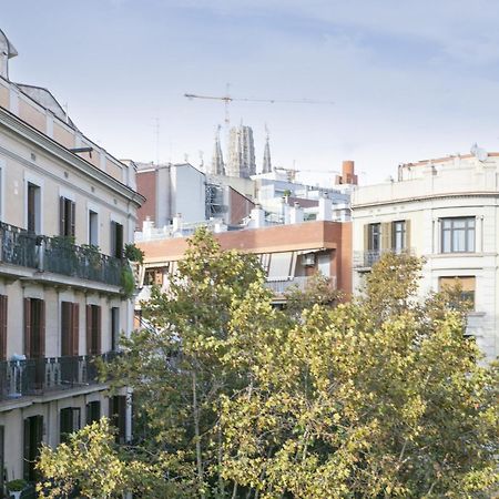 Ola Living Consell De Cent Apartment Barcelona Luaran gambar